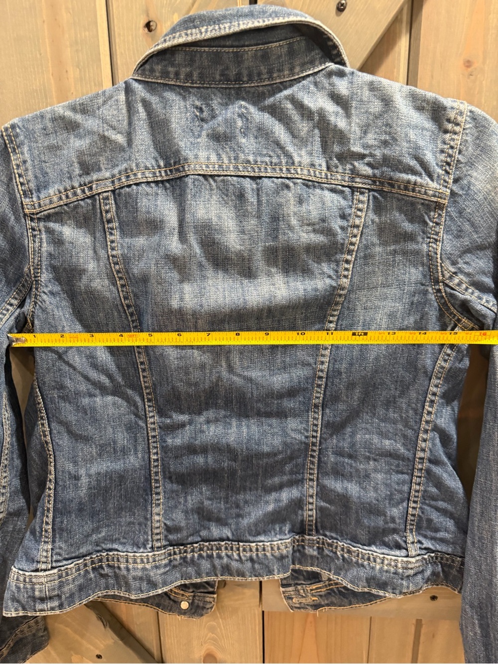 G.H. Bass & Co. Women’s Denim Trucker Jacket Size Small Blue Button Front Cotton - Picture 7 of 7